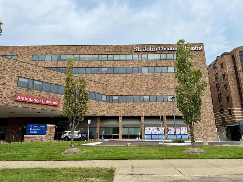 The glass exterior of a children's hospital building